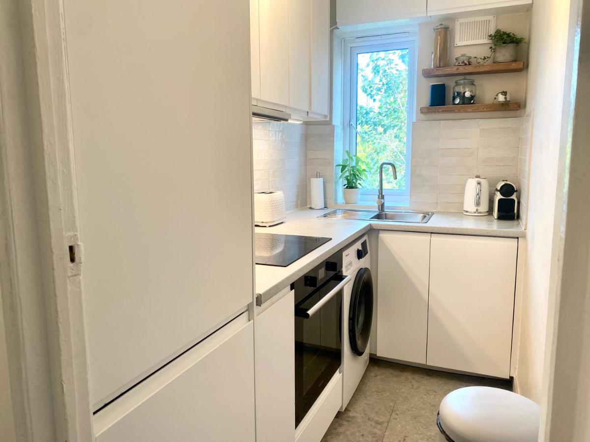 Newly Refurbished 2 Bedroom Apartment In South Лондон Екстер'єр фото